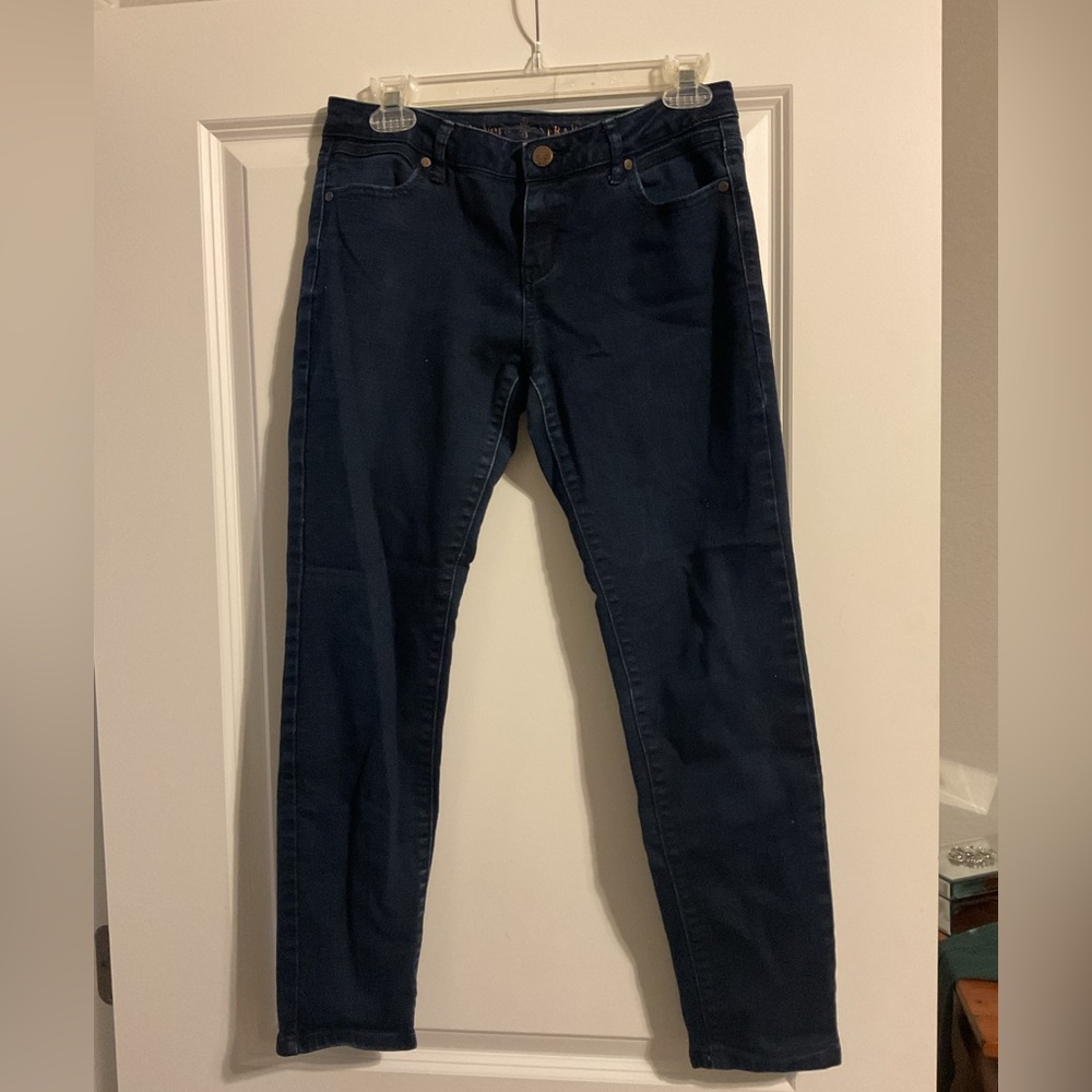 Simply Vera skinny ankle jeans size 4 dark wash